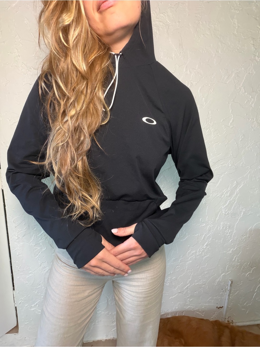 Oakley Black Hooded Performance Fit